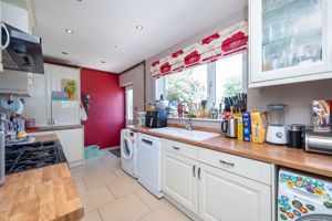 Kitchen- click for photo gallery